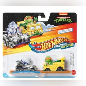 2024 Hot Wheels Racer Verse Exclusive Shredder & Michaelangelo Ninja Turtles New